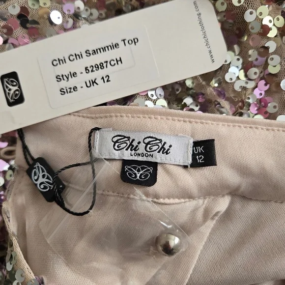 Chi Chi London Sequin Sammie Top - Picture 2 of 8